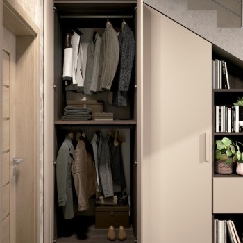 Sottoscala armadio + vani a giorno